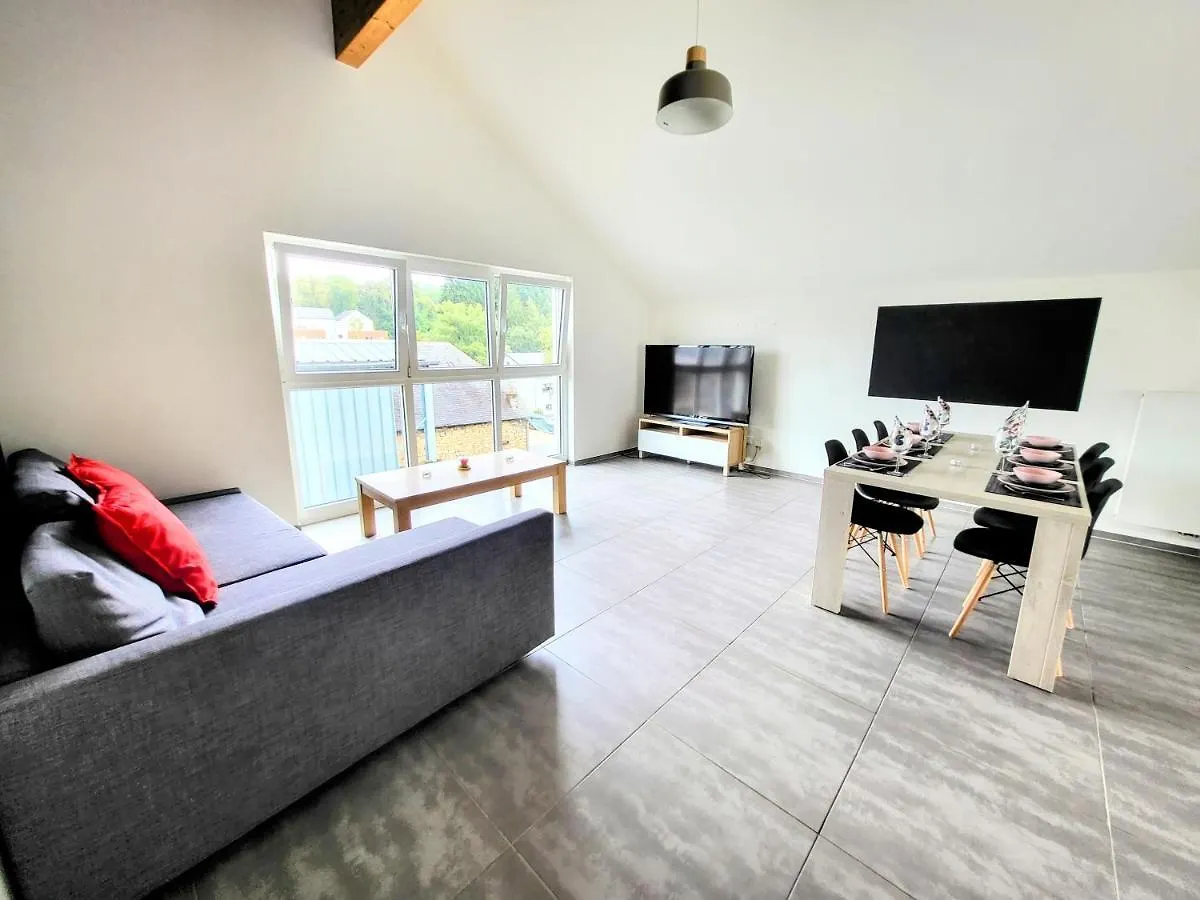 Calm And Modern Apartment Eischen